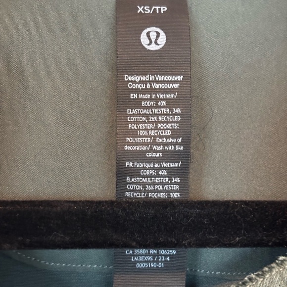 Lululemon Athletica Textured Spacer Anorak Black and Green Pullover XS - Picture 3 of 5